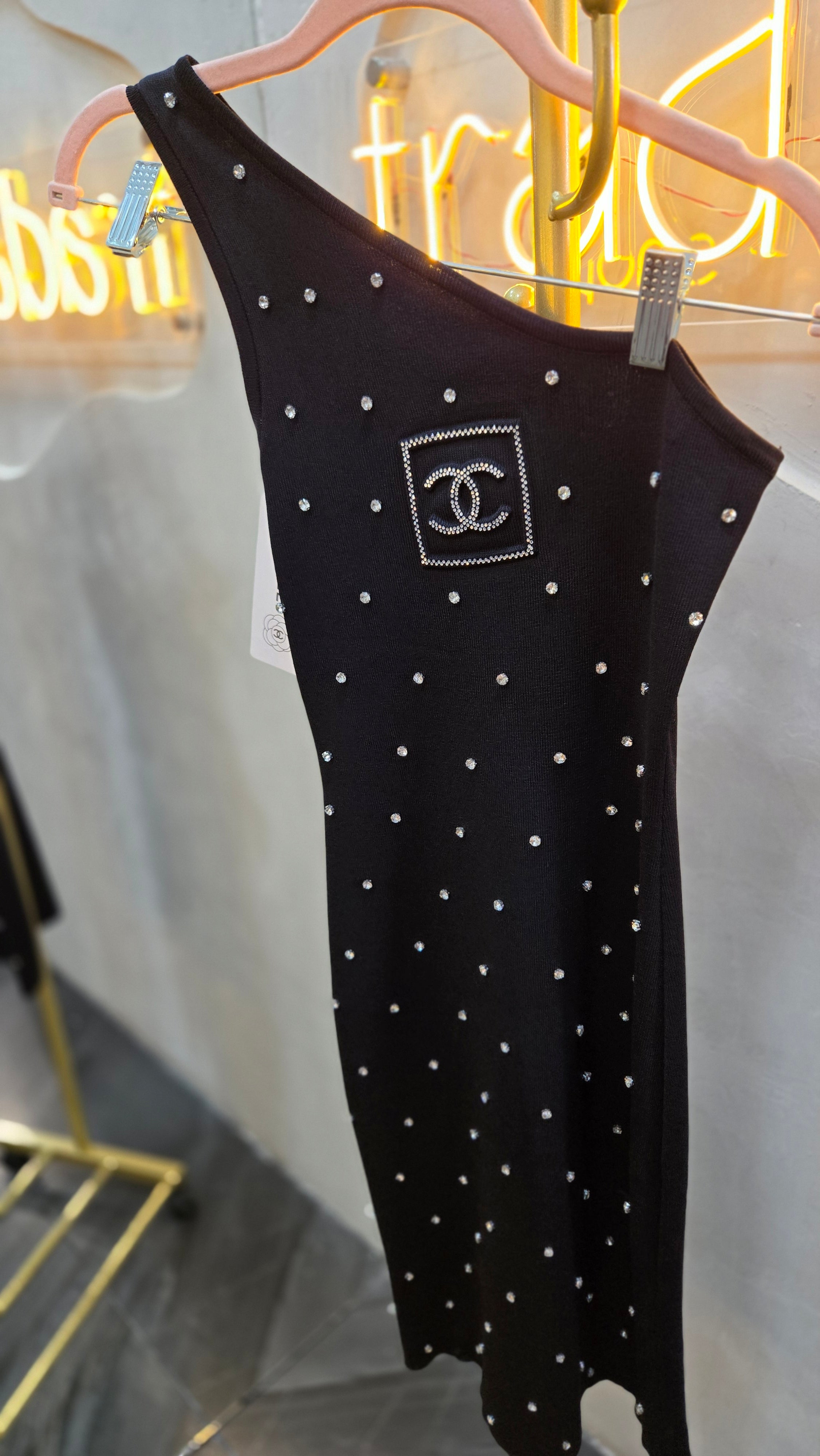 Vestido negro cristales